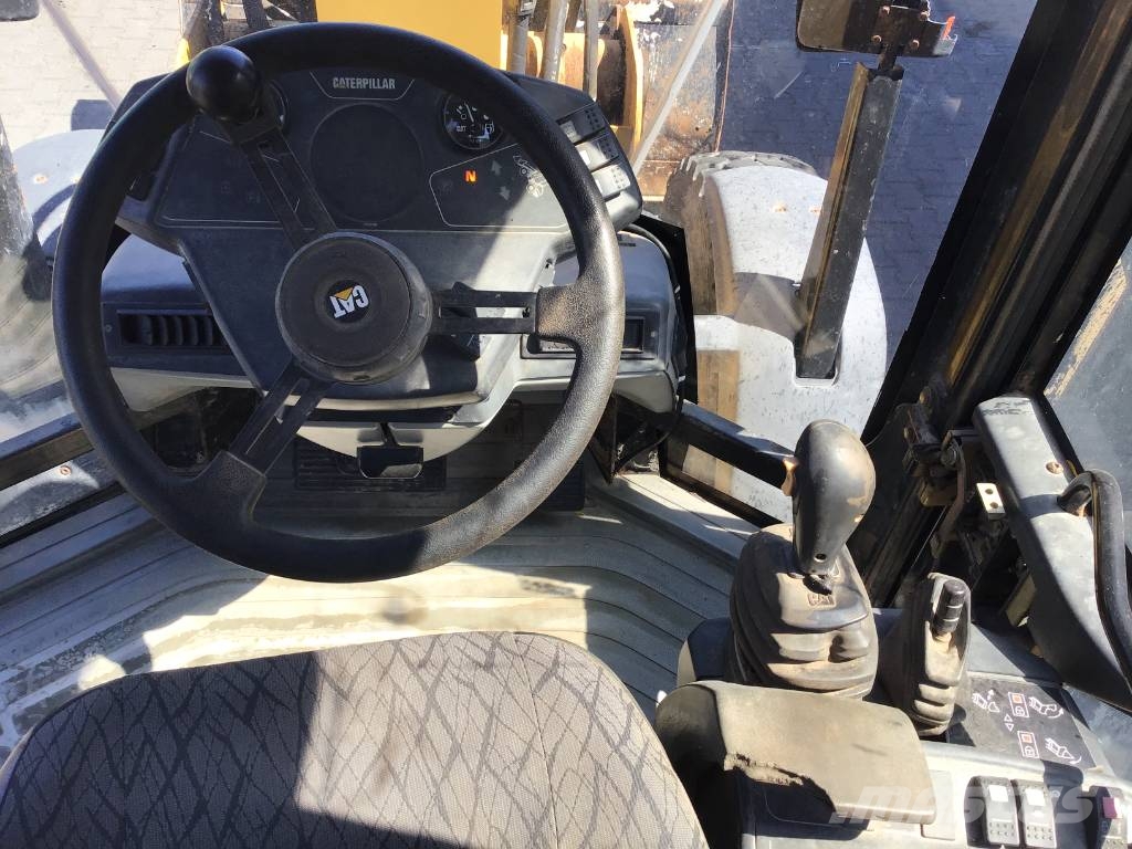 CAT 908 Wielladers