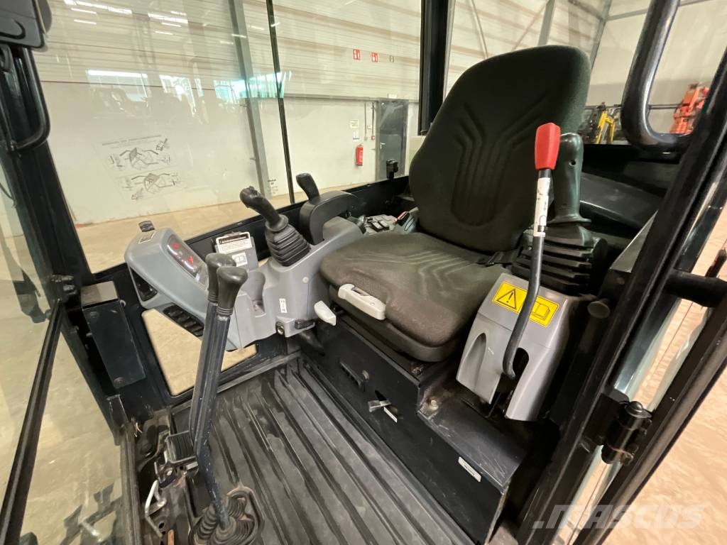 Kubota KX 019-4 حفارات صغيرة أقل من 7 طن (حفارات صغيرة)