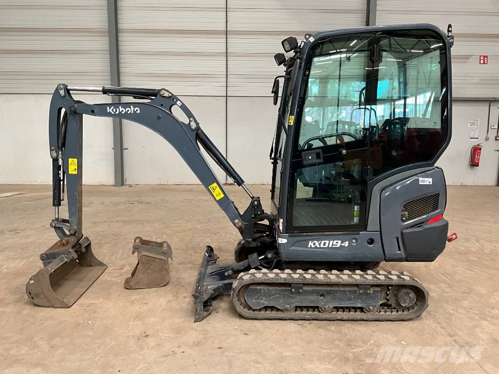 Kubota KX 019-4 حفارات صغيرة أقل من 7 طن (حفارات صغيرة)
