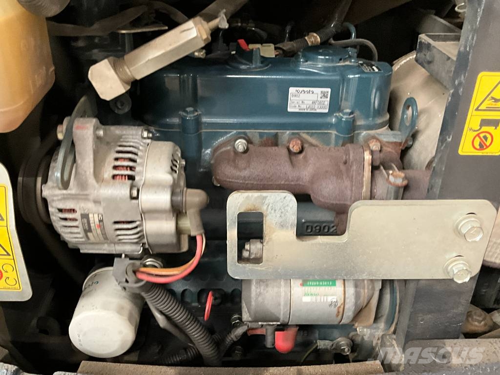 Kubota KX 019-4 حفارات صغيرة أقل من 7 طن (حفارات صغيرة)