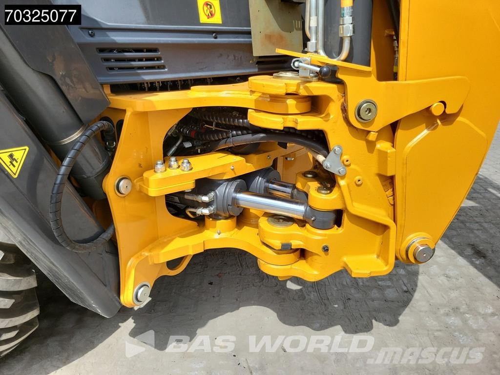 CASE 851 NX A/C - 4WD - Central Pivot Backhoe loaders