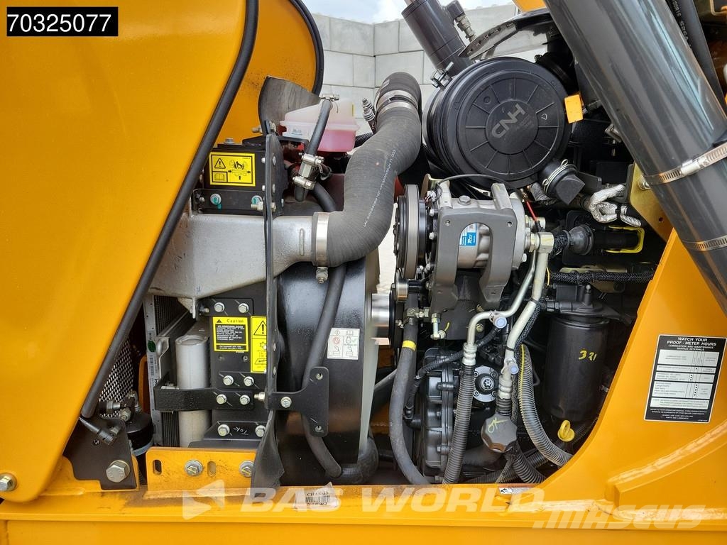 CASE 851 NX A/C - 4WD - Central Pivot Backhoe loaders