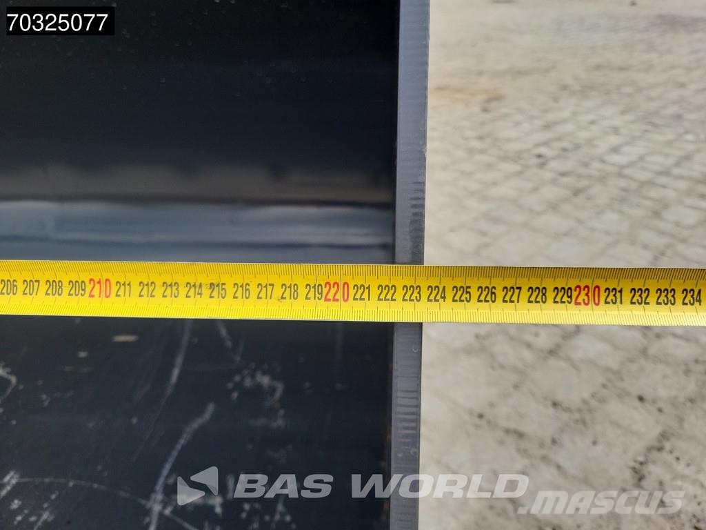 CASE 851 NX A/C - 4WD - Central Pivot Backhoe loaders