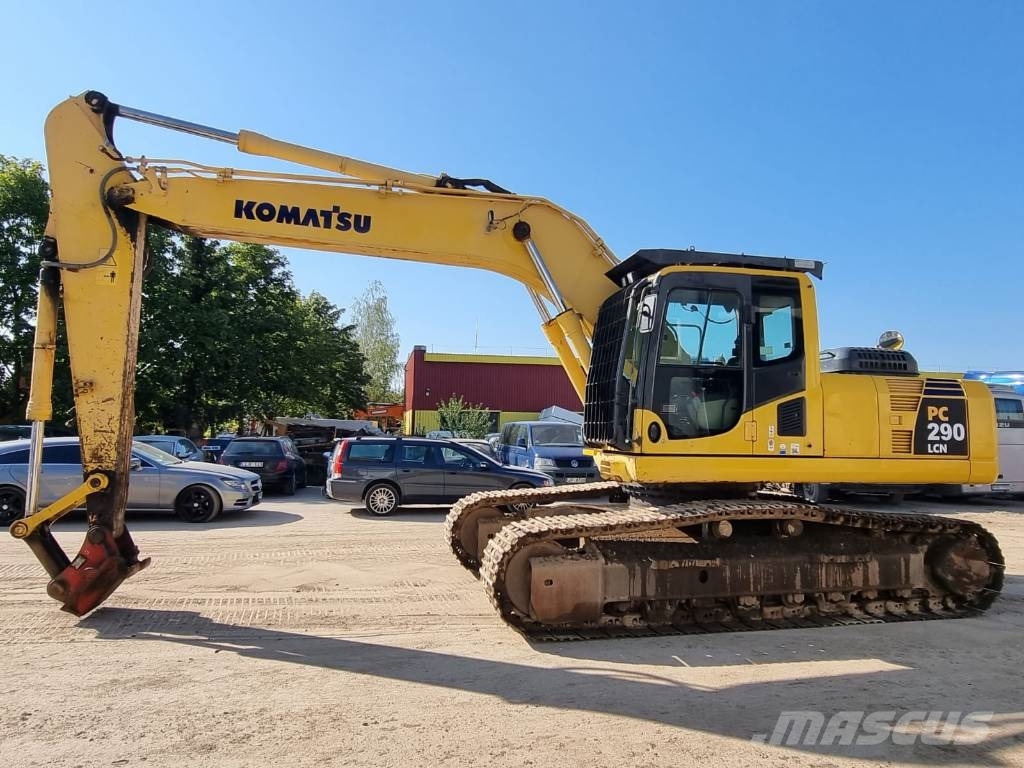 Komatsu PC 290 LC-8 حفارات زحافة