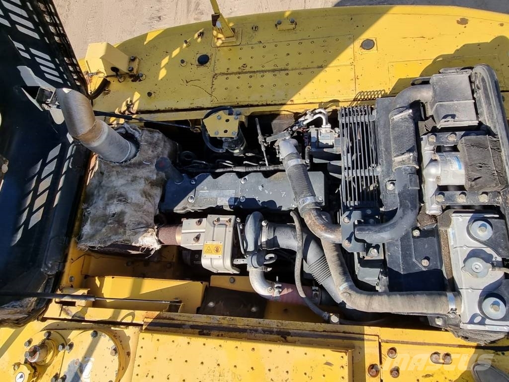 Komatsu PC 290 LC-8 حفارات زحافة