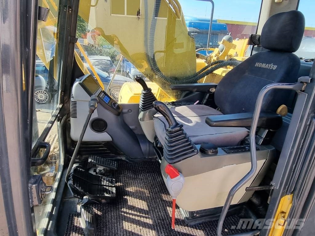 Komatsu PC 290 LC-8 حفارات زحافة