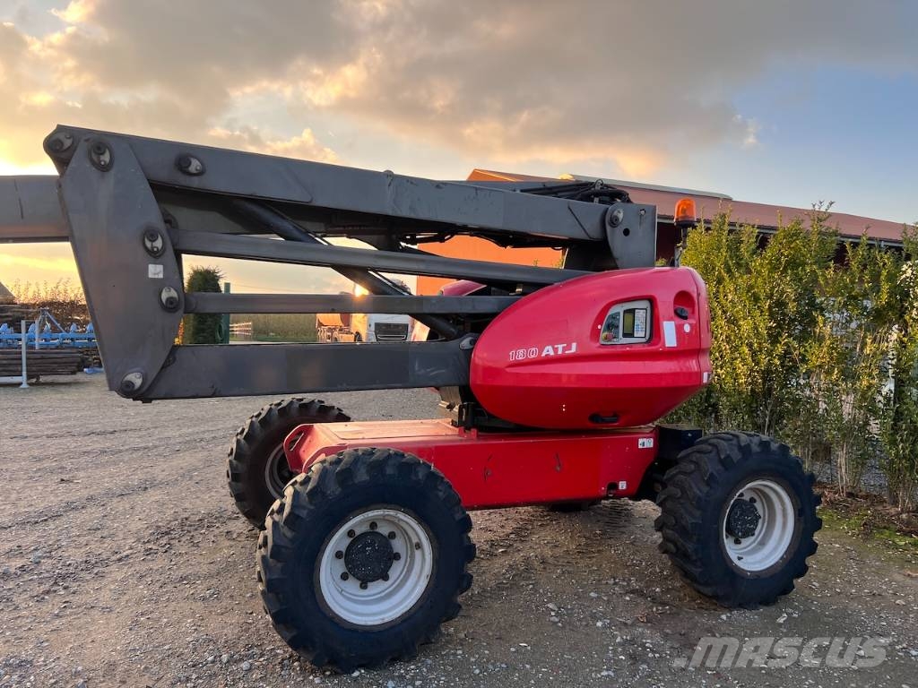 Manitou 180 ATJ Zglobne dvižne ploščadi