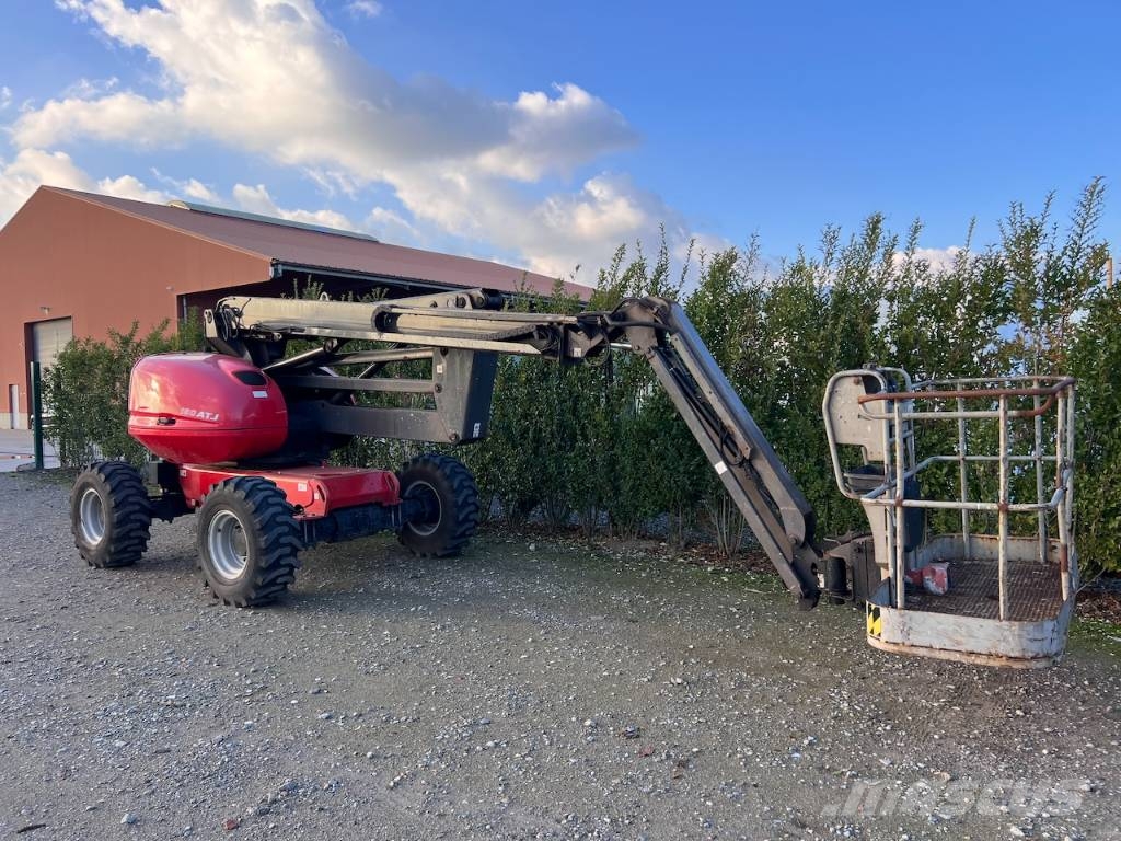 Manitou 180 ATJ Zglobne dvižne ploščadi