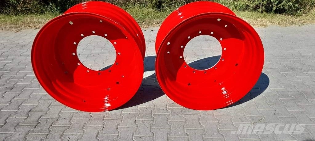 Fendt 822 S4 RIMS 18x34 Reifen