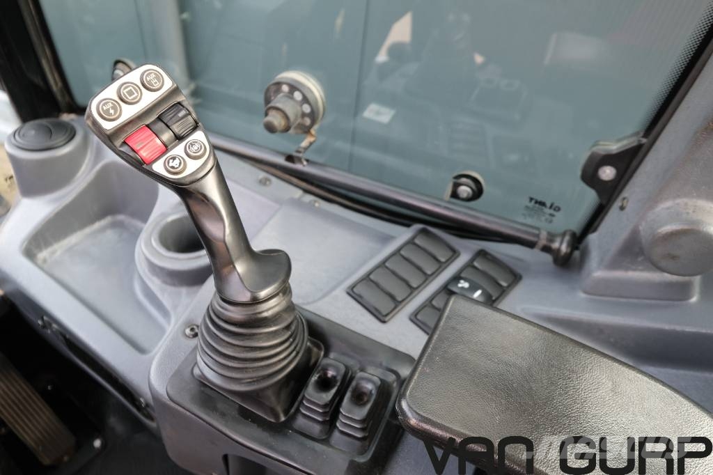 GiANT G 5000 X-tra | 2023 | 1339h Gumikerekes homlokrakodók