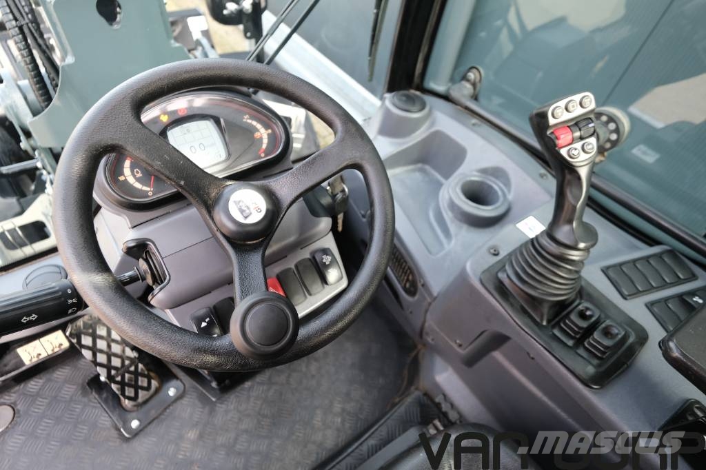 GiANT G 5000 X-tra | 2023 | 1339h Gumikerekes homlokrakodók
