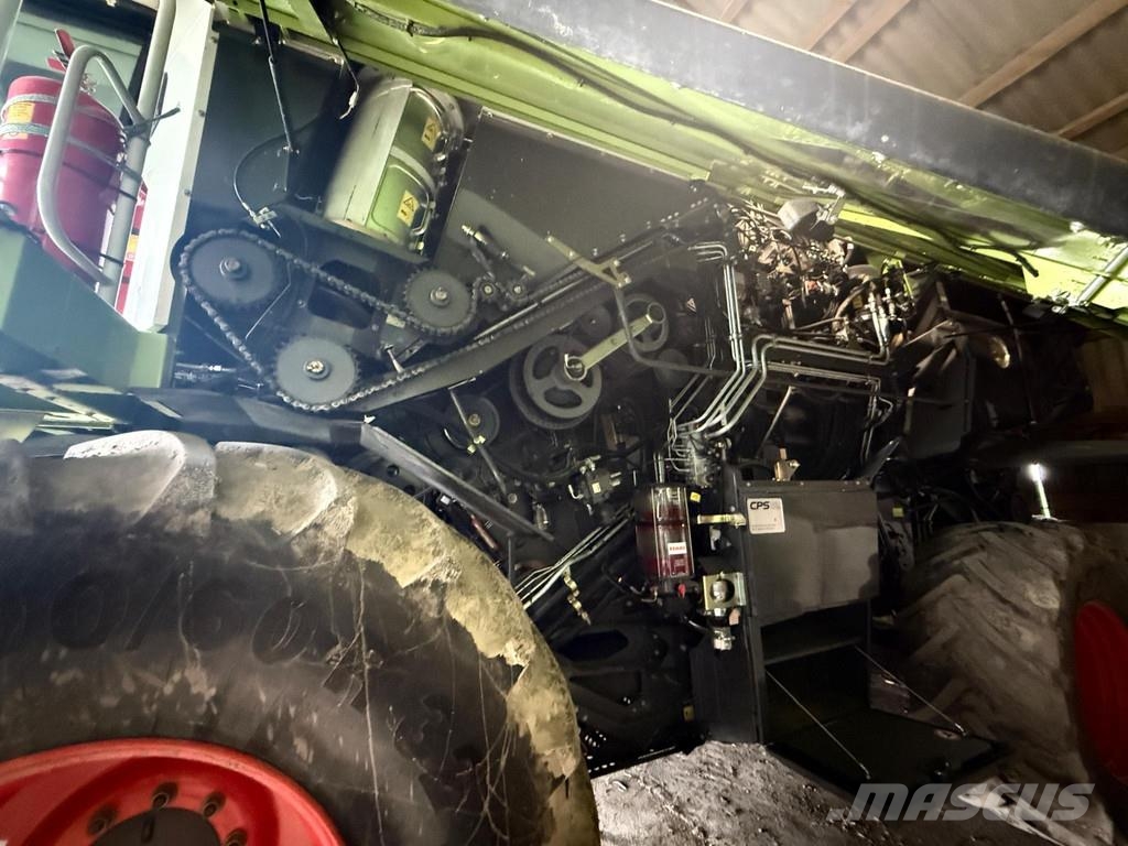 CLAAS LEXION 770 Θεριζοαλωνιστικές μηχανές