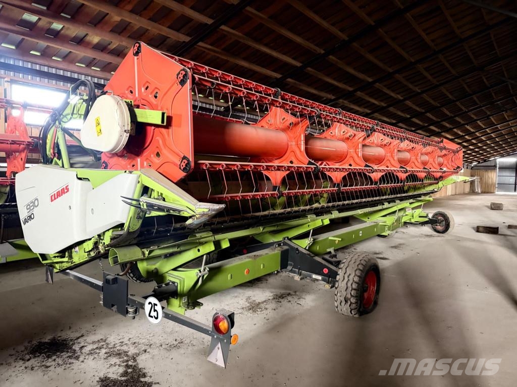 CLAAS LEXION 770 Θεριζοαλωνιστικές μηχανές