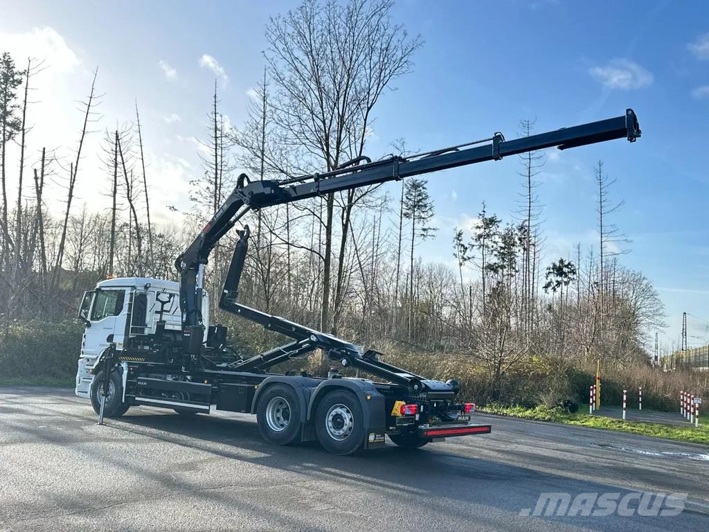 MAN TGS 26.520 MAN TGS 26.520 6x2 Abrollkipper + Kran Hook lift trucks