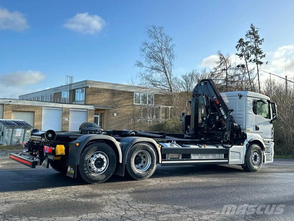 MAN TGS 26.520 MAN TGS 26.520 6x2 Abrollkipper + Kran Hook lift trucks
