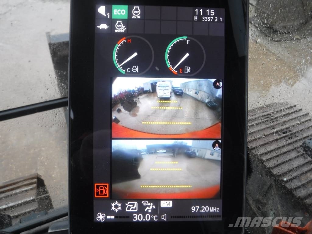 Hitachi ZX 130 LC N-7 Kāpurķēžu ekskavatori