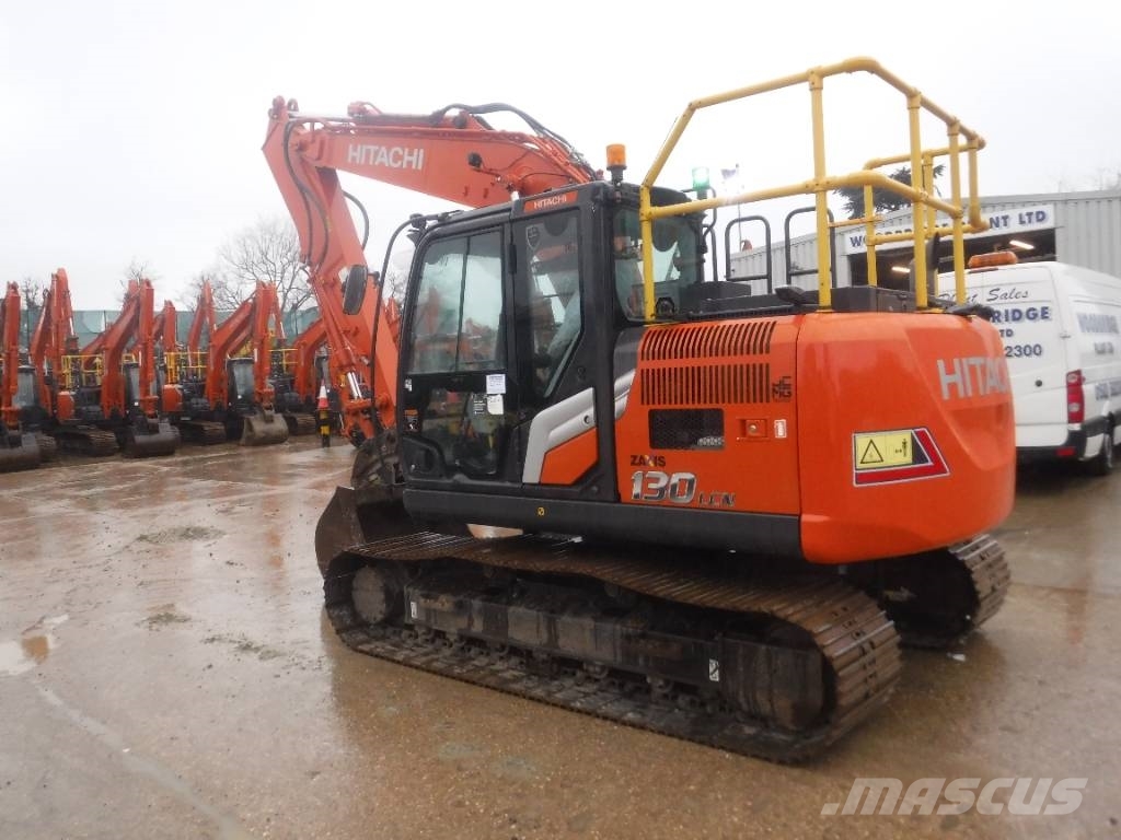Hitachi ZX 130 LC N-7 Kāpurķēžu ekskavatori