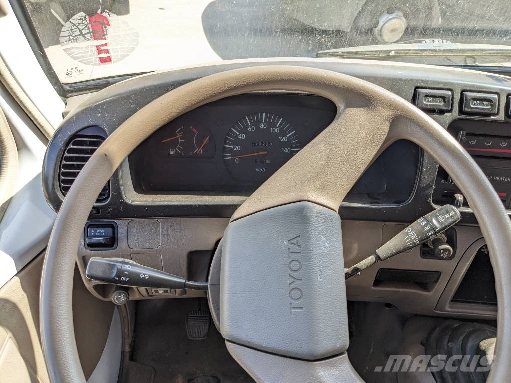 Toyota Coaster Bus Микроавтобусы