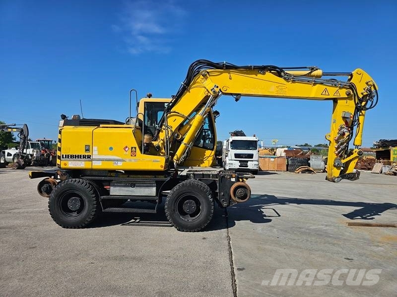 Liebherr A 900 C ZW 轮式挖掘机