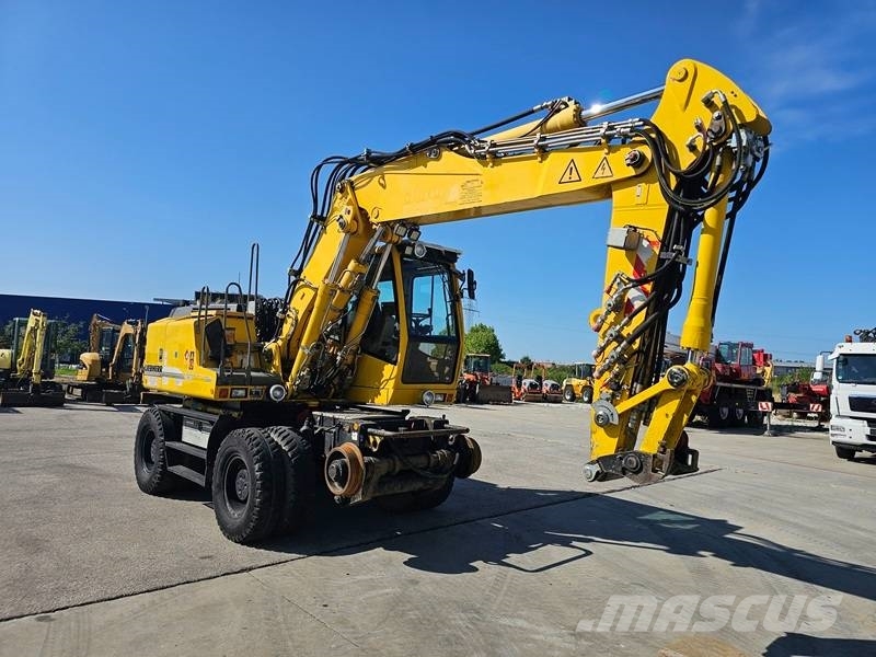 Liebherr A 900 C ZW 轮式挖掘机