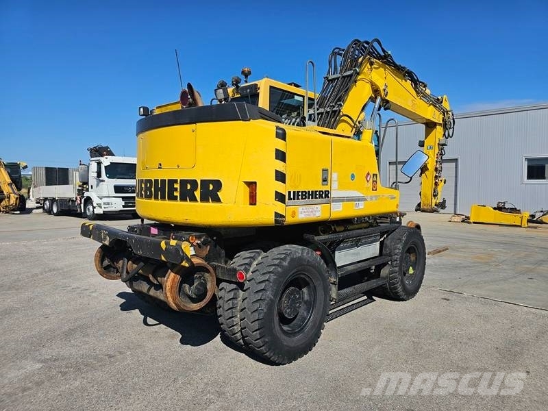 Liebherr A 900 C ZW 轮式挖掘机