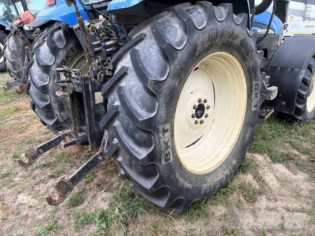 New Holland TM 120 Tratores