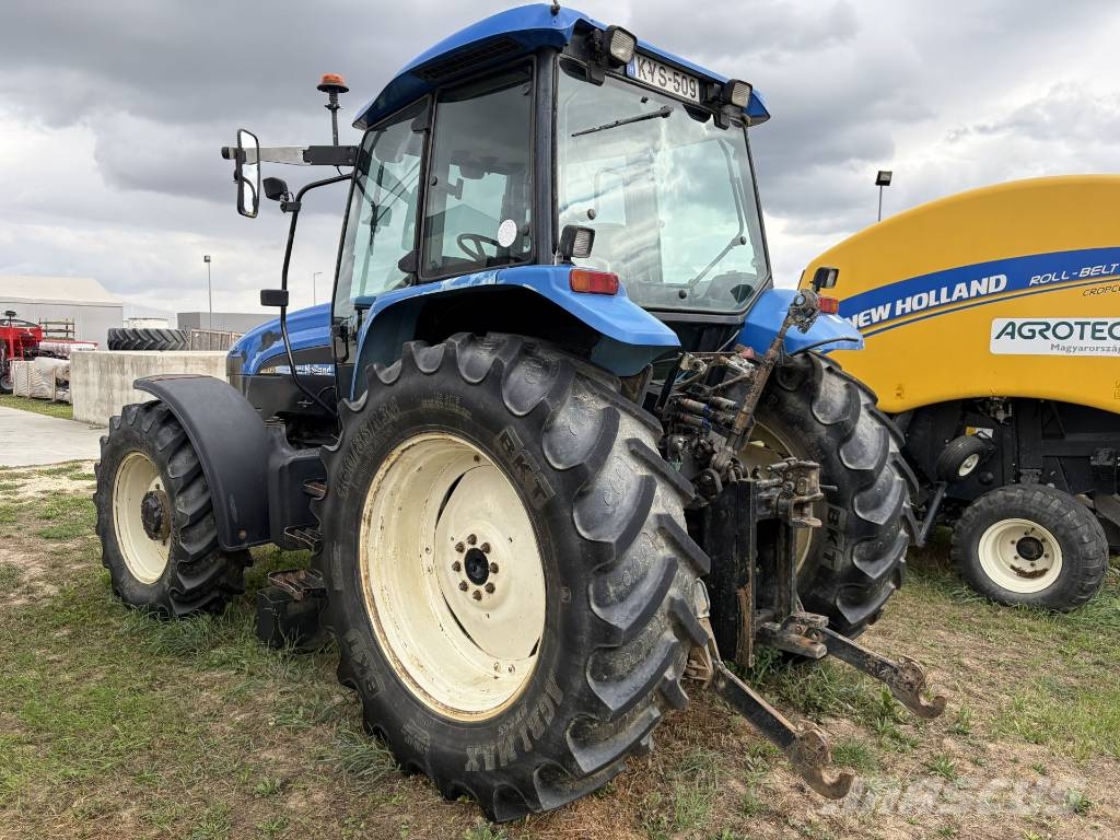 New Holland TM 120 Tratores