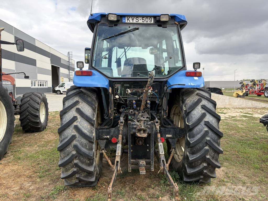 New Holland TM 120 Tratores