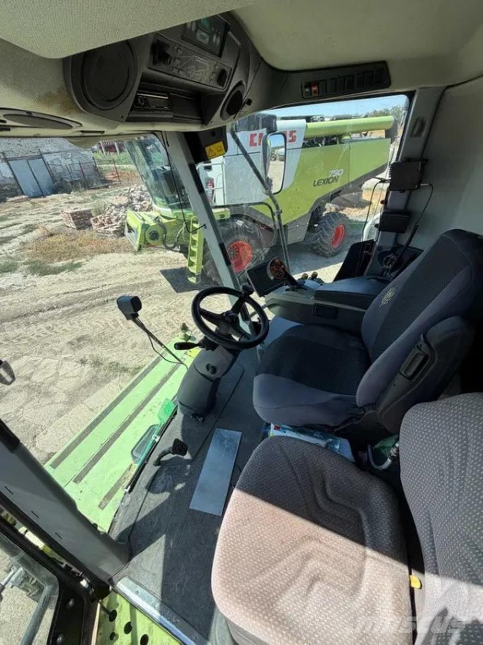CLAAS Lexion 750 Maaidorsmachines