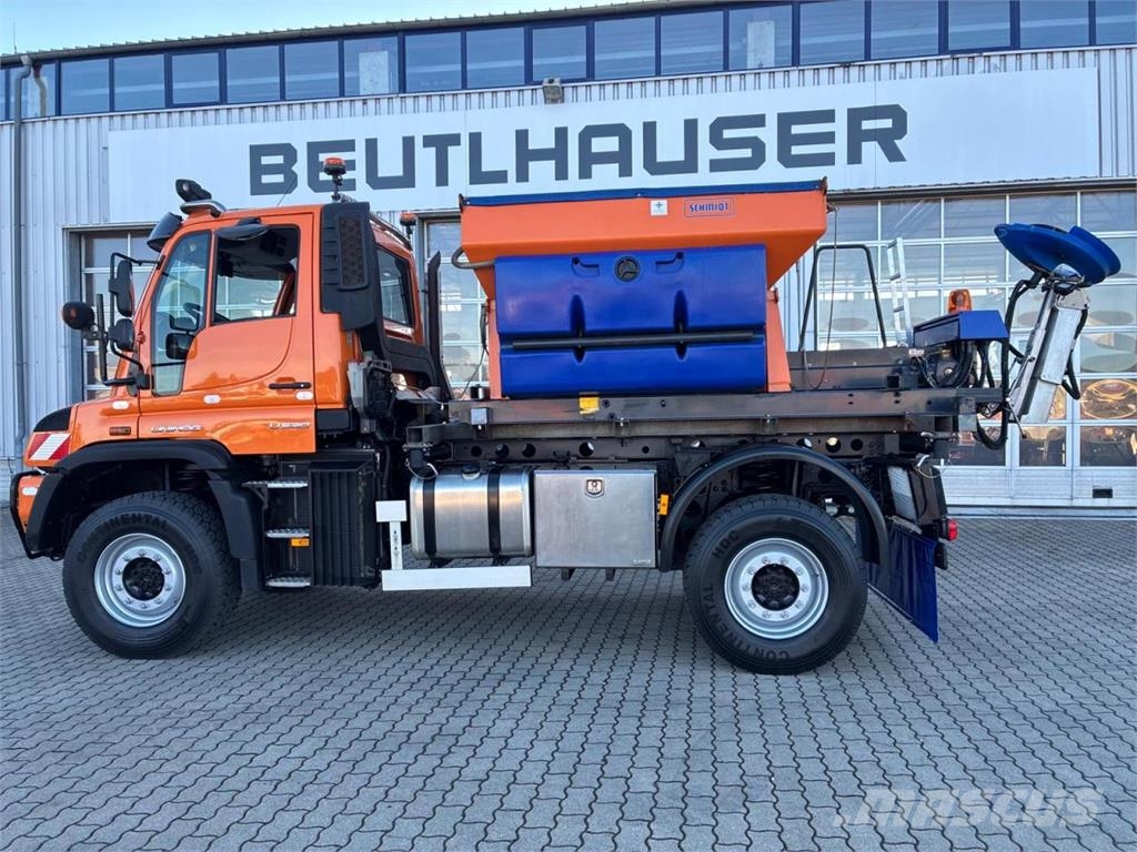 Mercedes-Benz Unimog U 530 mit neuem Motor Otros camiones