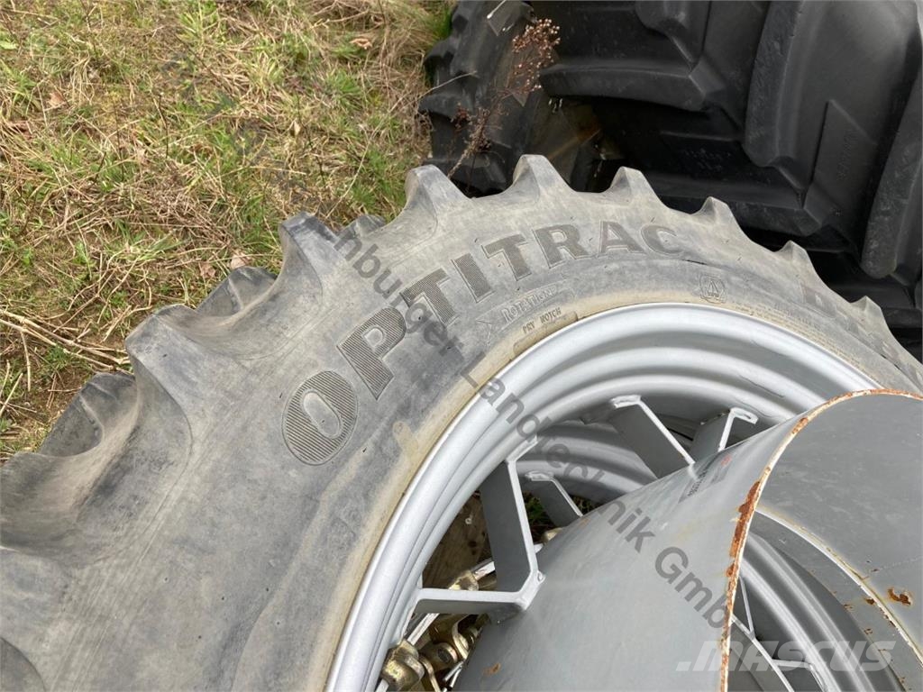 Goodyear 300/90R50 Sonstige Landmaschinen