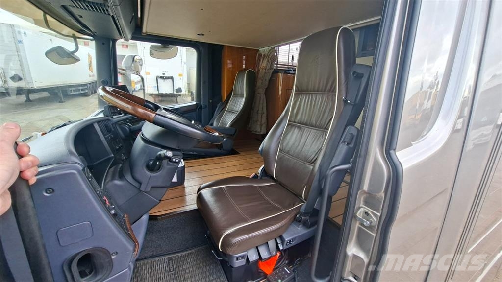 Scania R 340 PŘEPRAVA KONÍ Kamioni-šasije