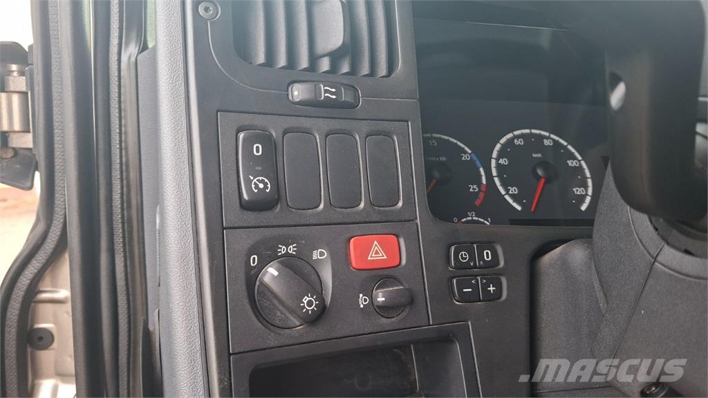 Scania R 340 PŘEPRAVA KONÍ Kamioni-šasije