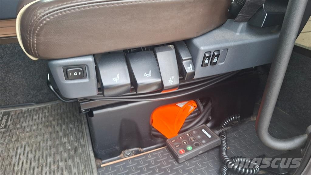 Scania R 340 PŘEPRAVA KONÍ Kamioni-šasije