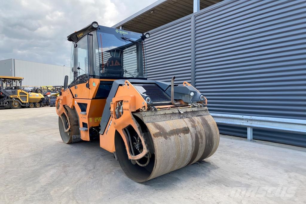 Bomag BW 154 AD-5 Çift tamburlu silindirler