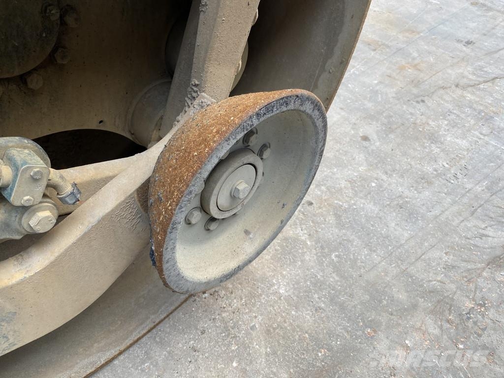 Bomag BW 154 AD-5 Çift tamburlu silindirler