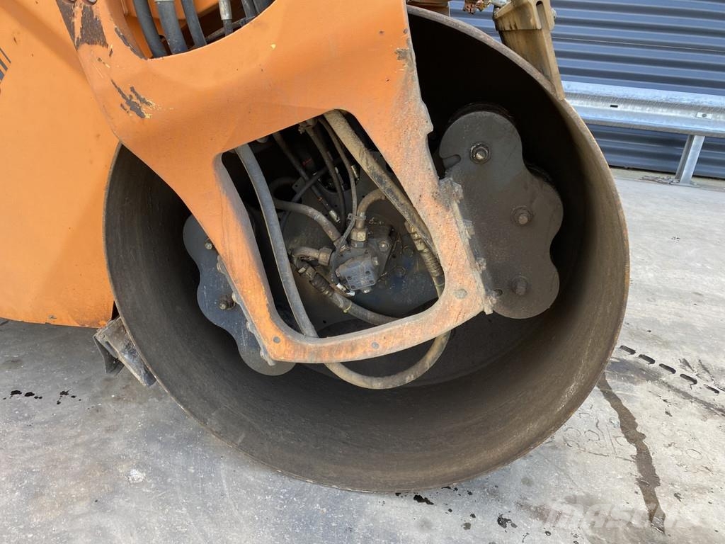 Bomag BW 154 AD-5 Çift tamburlu silindirler