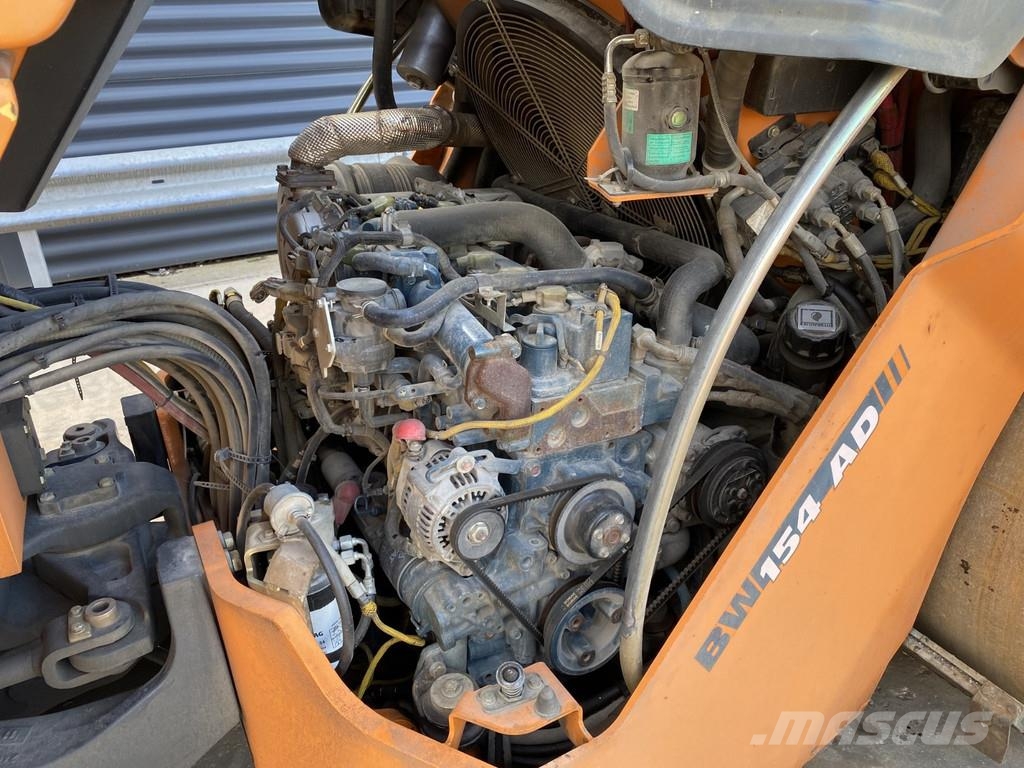 Bomag BW 154 AD-5 Çift tamburlu silindirler