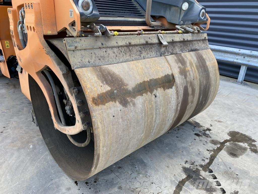 Bomag BW 154 AD-5 Çift tamburlu silindirler