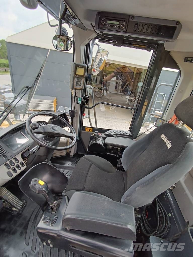Komatsu WA 500 Hjullastere