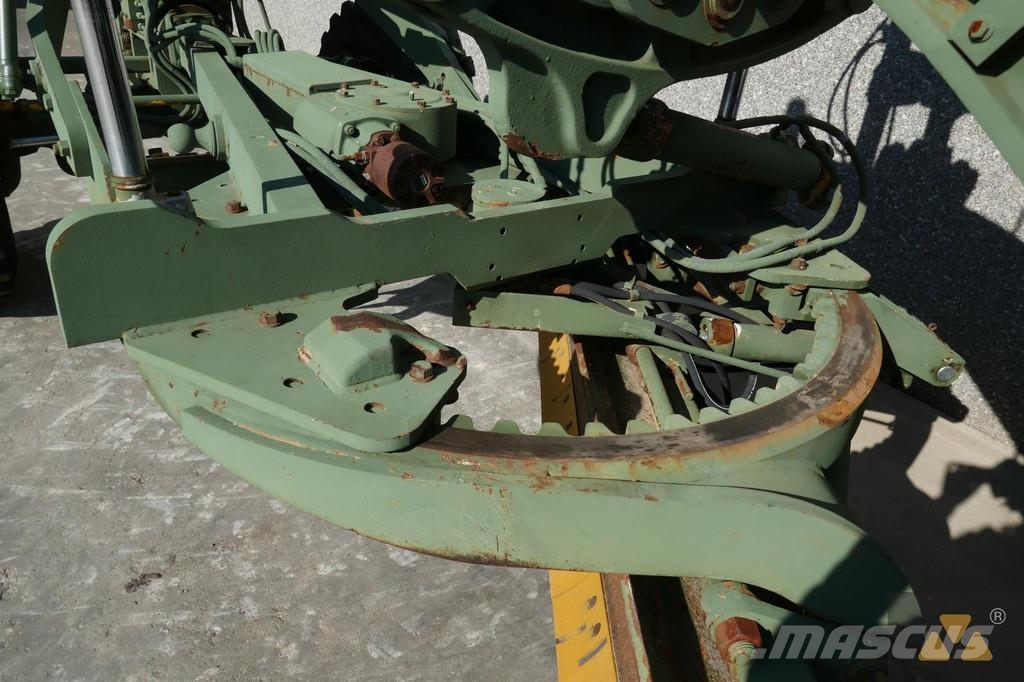 CAT 130G Ex-army Graders