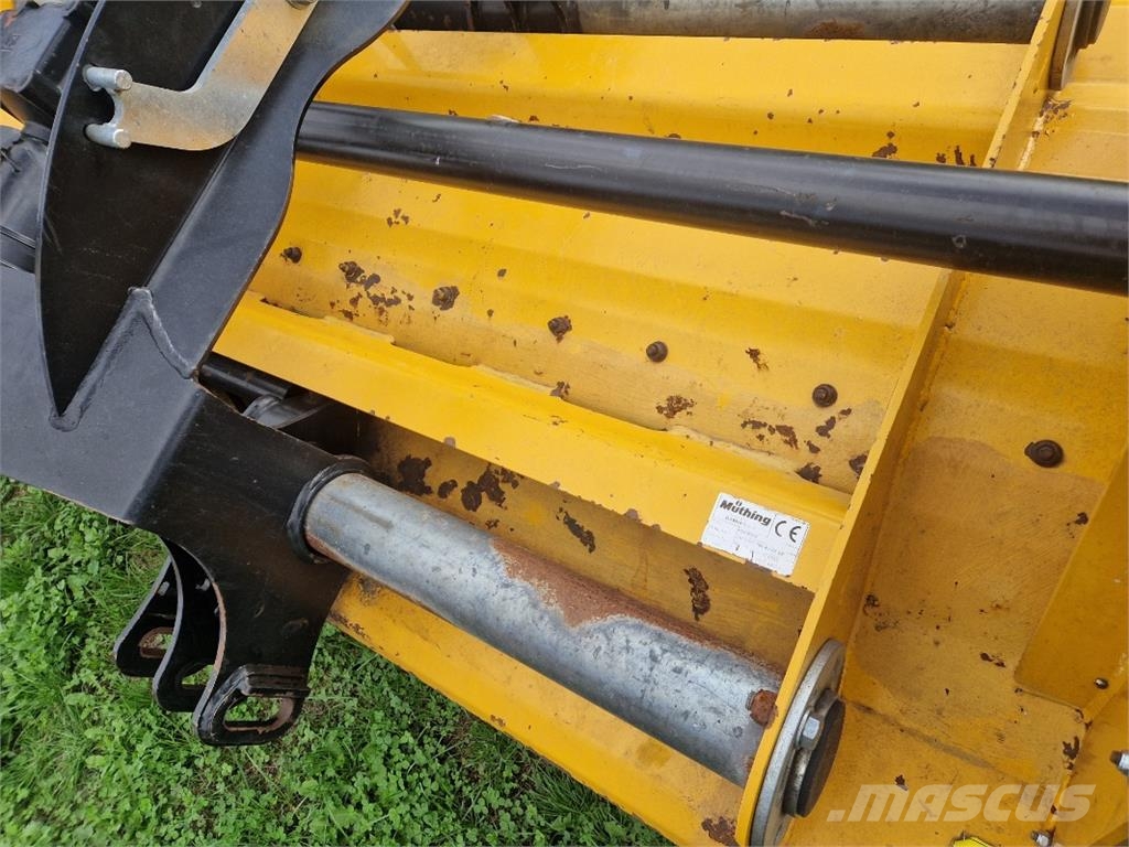 Müthing MU Pro 300 Vario Muut heinä- ja tuorerehukoneet