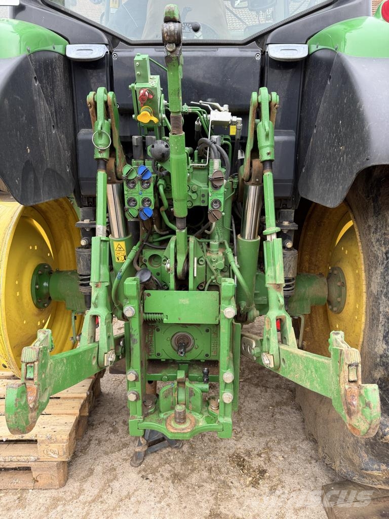John Deere 6120M Traktorok