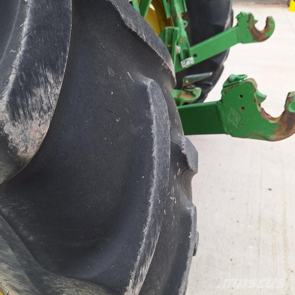 John Deere 6120M Трактори