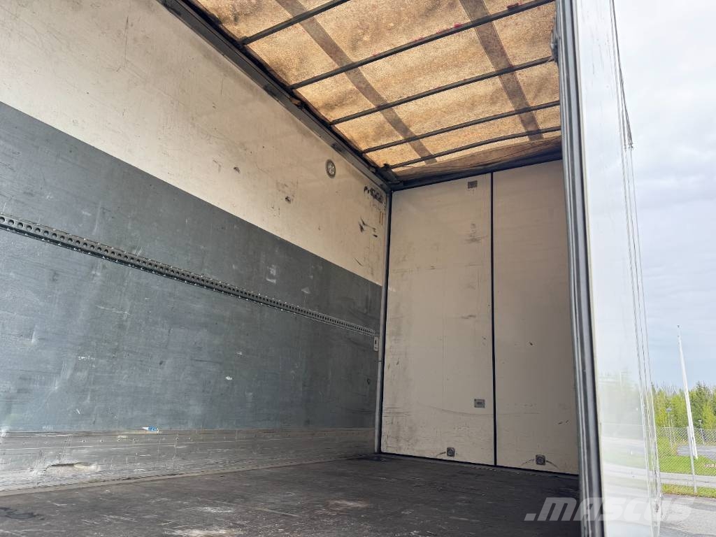 DAF XF 510 8x2 FAK Camiones con caja de remolque