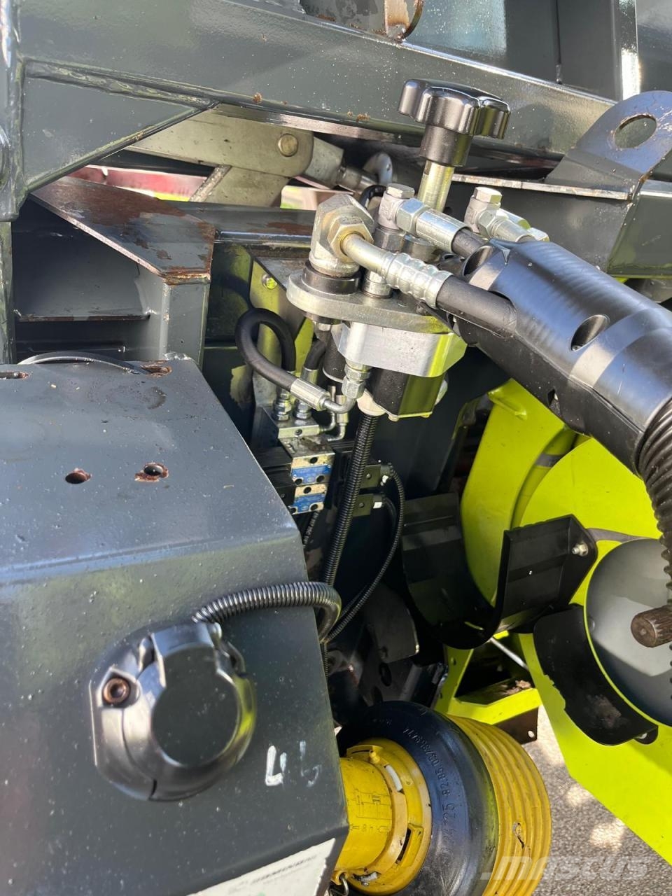 Dominoni Maispflücker SL968 8-reihig passend Claas Lexion رؤوس الحصادات الدراسات