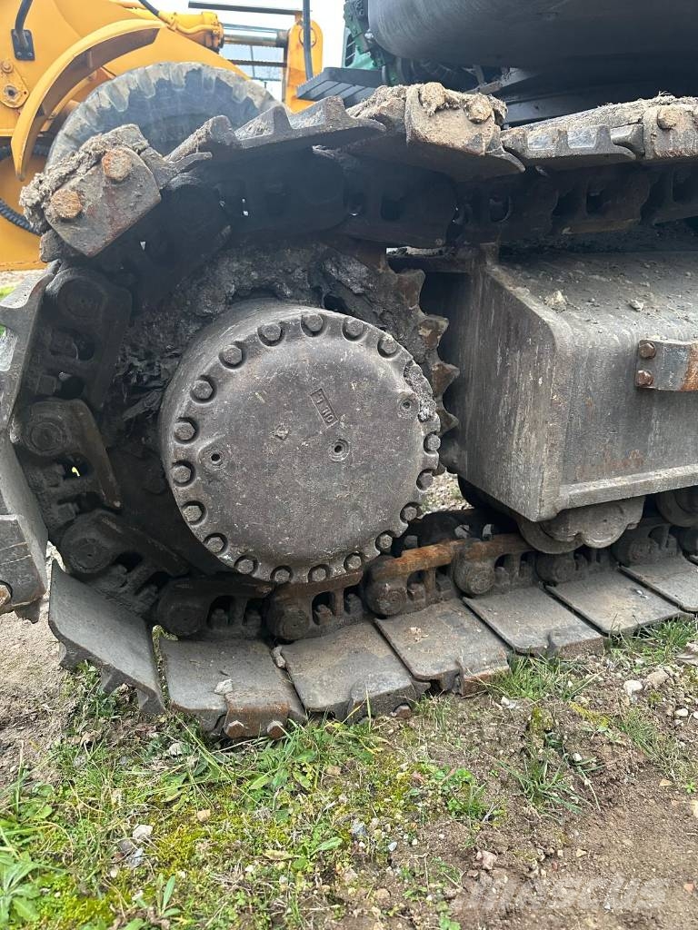 Hyundai Robex 160 LC Excavadoras sobre orugas