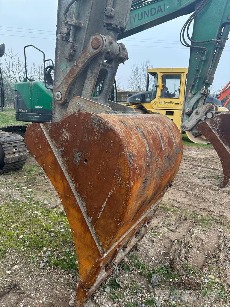 Hyundai Robex 160 LC Excavadoras sobre orugas