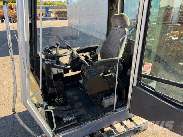 Fuchs MHL 360 USED PARTS Waste / industry handlers