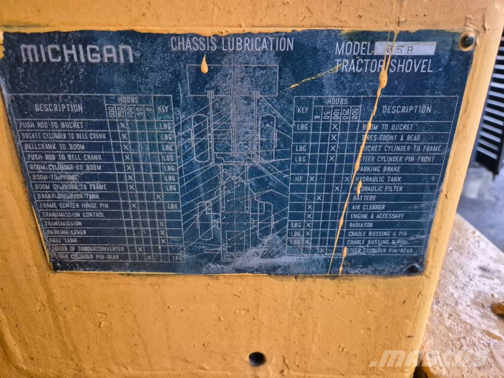 Clark Michigan 35B لوادر بعجل